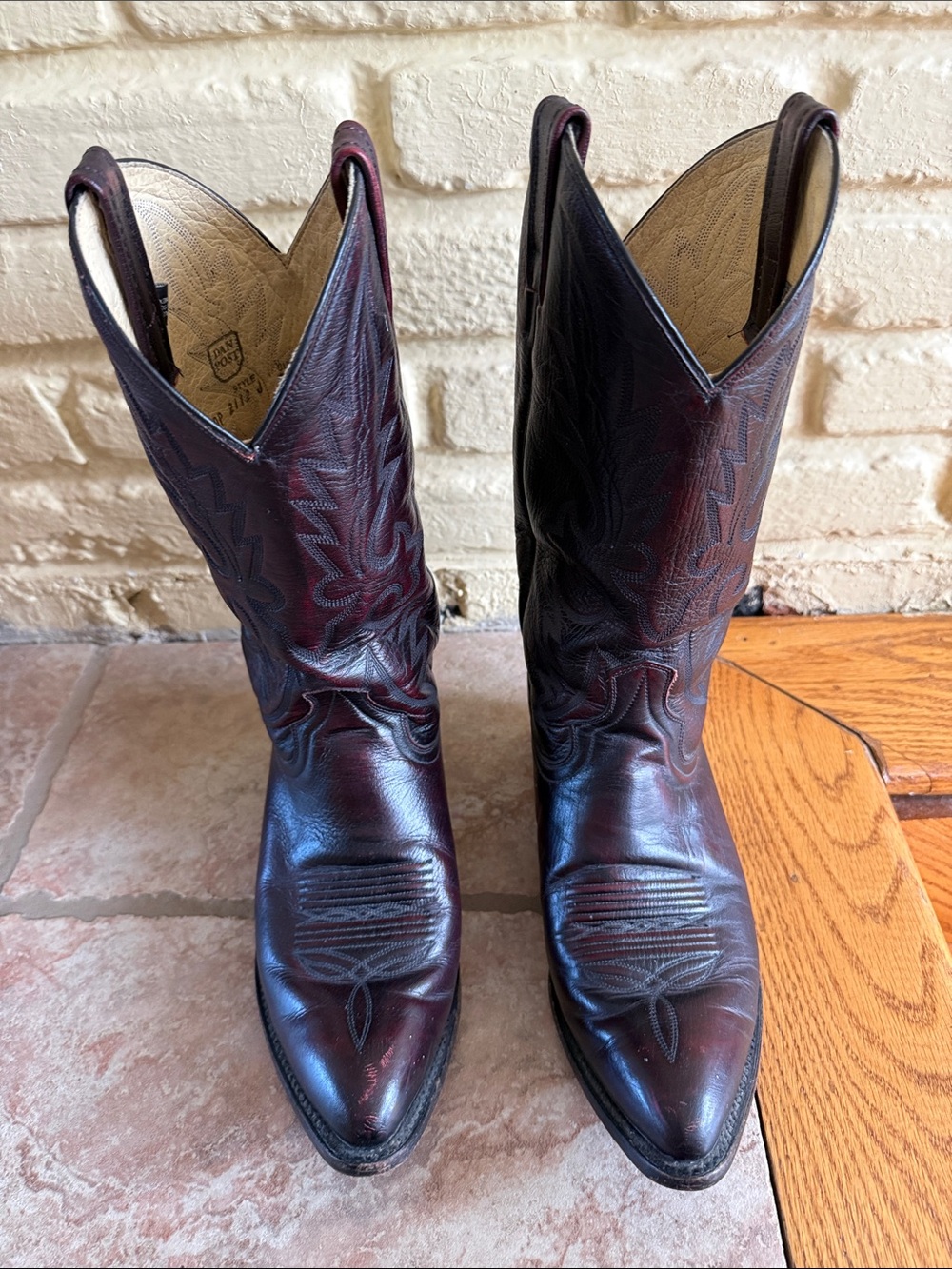 Dan Post Men's Burgundy Western Cowboy Boots